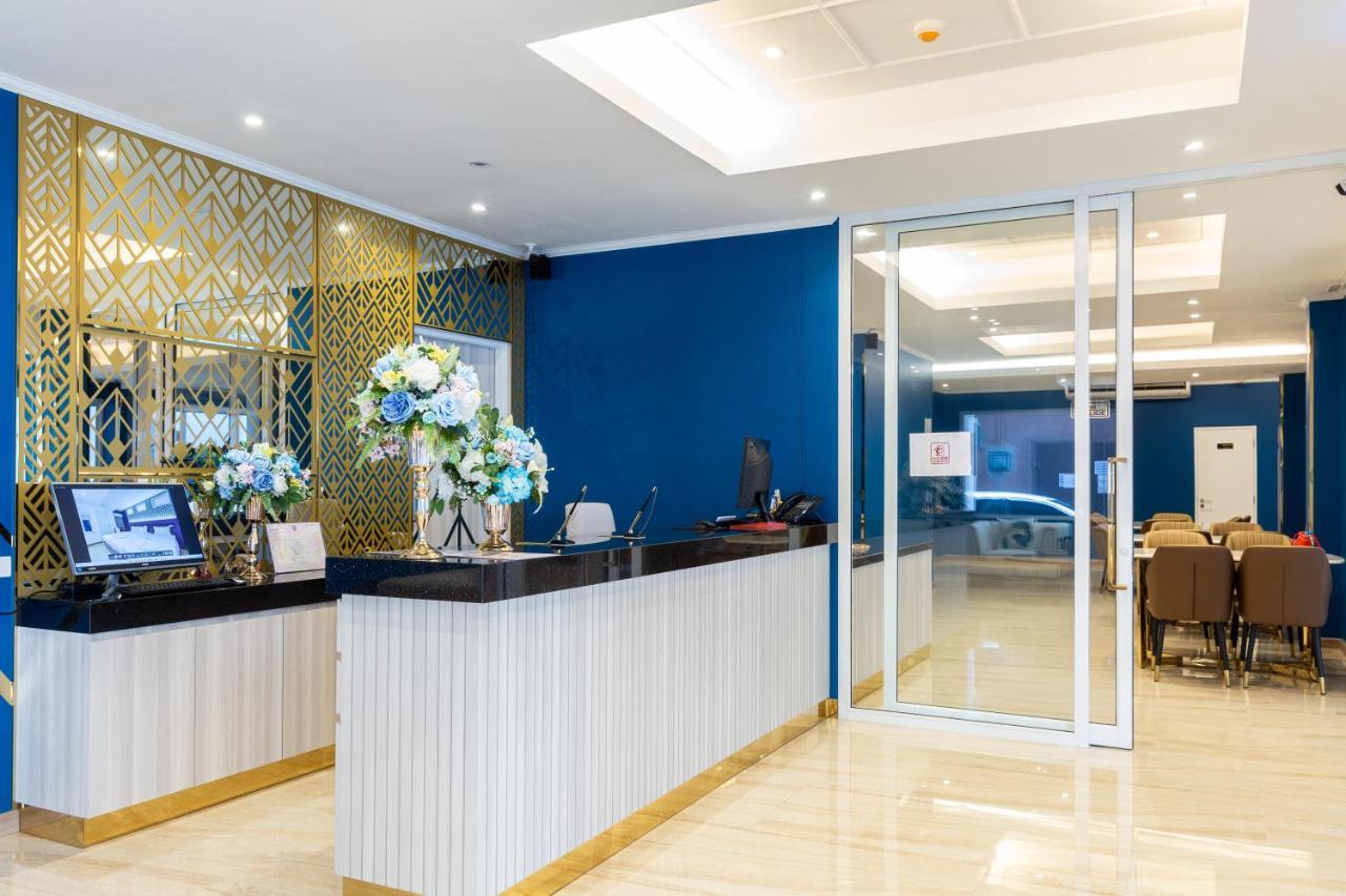 Siam Star Hotel Bangkok Exterior photo